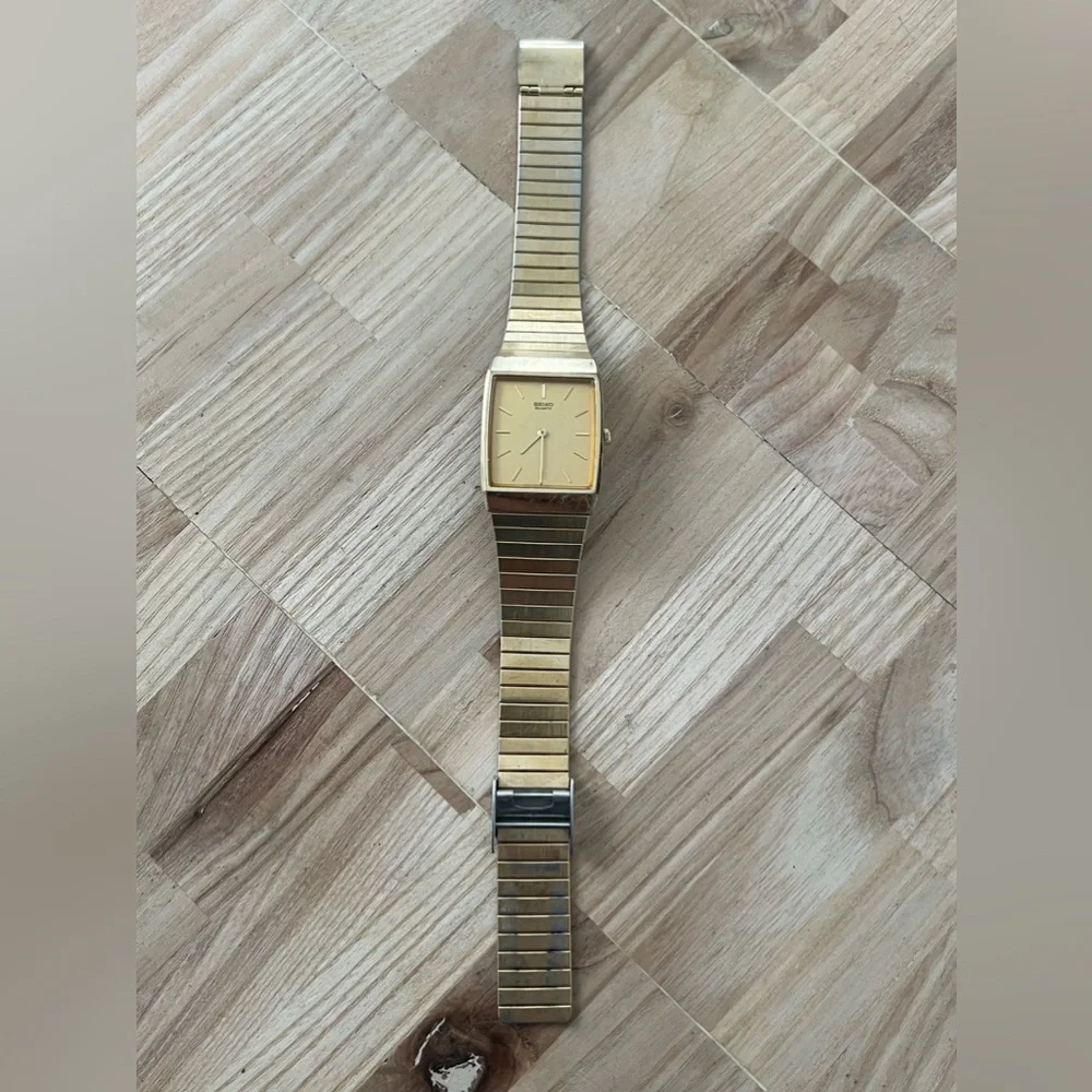 Seiko Men’s Vintage Watch Gold-Tone Rectangular Dial Adjustable Bracelet